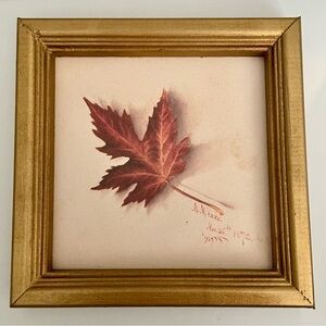 Leaf 🍁 Art Print in Gold Frame